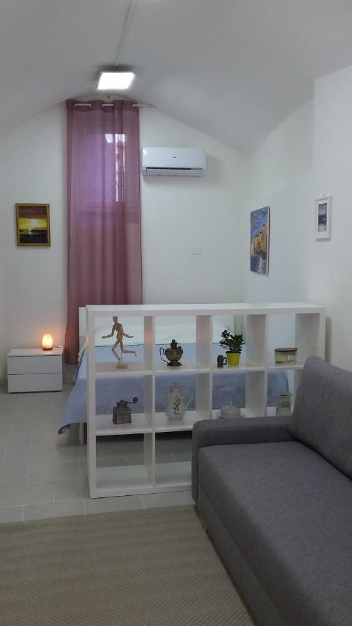 Apartamento Max In Center Parking Privato Nel Prezzo San Remo Exterior foto